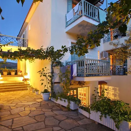 προδρομίνα Σκόπελος