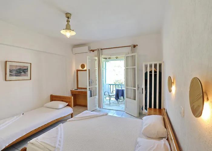 Pansion Prodromina Affittacamere 3*